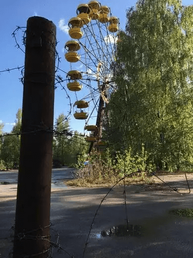 チェルノブイリ原発事故で廃墟と化したプリピャチ遊園地の現在 スパイシービュー