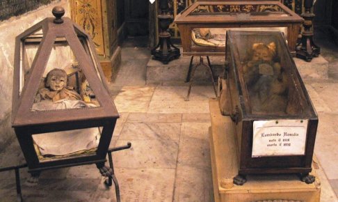 ロザリア・ロンバルドの棺